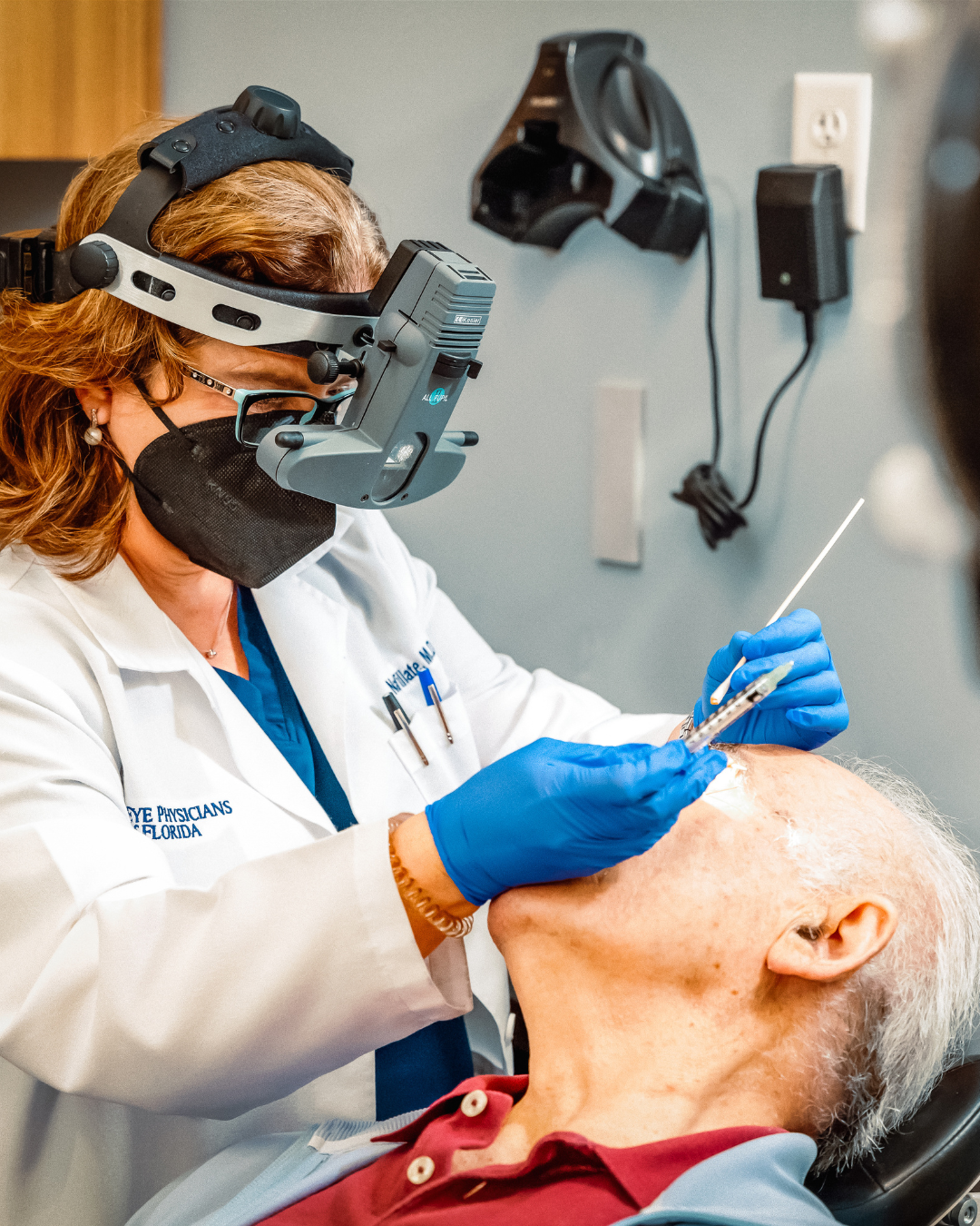 making intravitreal injections a more comfortable experience 2 Dr-Villate-administrating-Intravitreal-injections-in-patient-at-FLEI